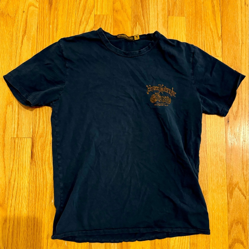 Men’s Vintage T-shirt.
